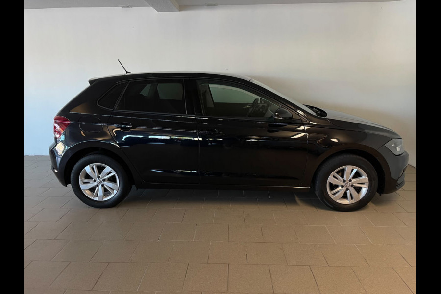 Volkswagen Polo 1.0 TSI Comfortline AIRCO CRUISE NAVI APPLE CARPLAY PRIVACY GLAS LM VELGENPARKEERSENSOREN