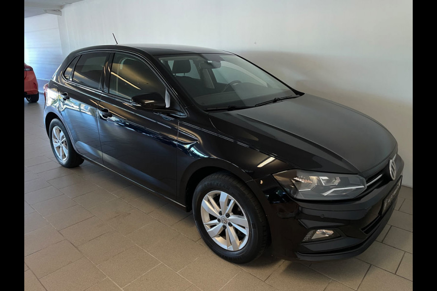 Volkswagen Polo 1.0 TSI Comfortline AIRCO CRUISE NAVI APPLE CARPLAY PRIVACY GLAS LM VELGENPARKEERSENSOREN
