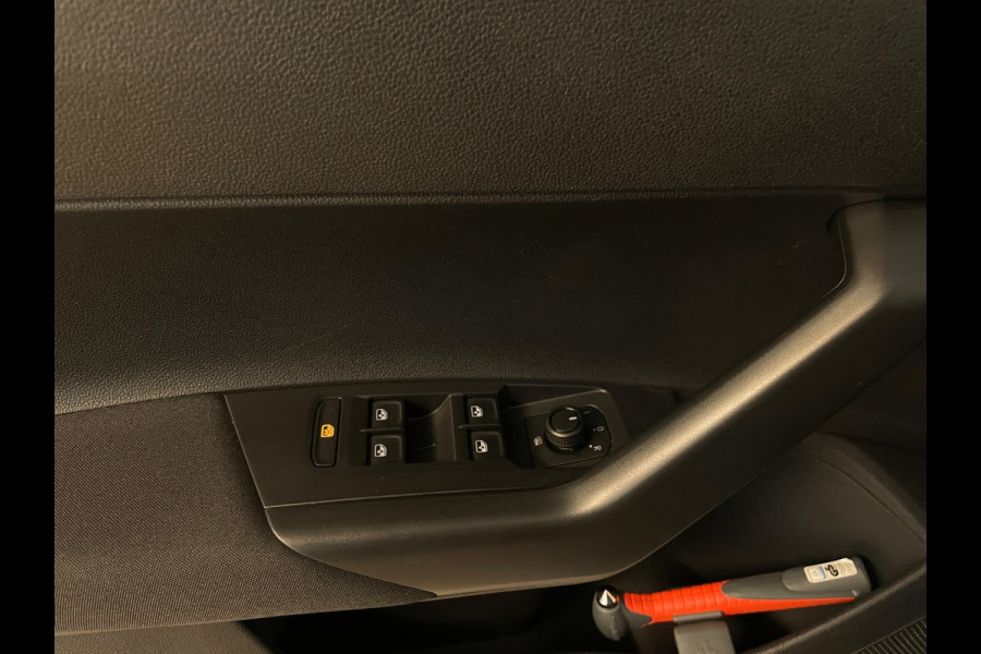 Volkswagen Polo 1.0 TSI Comfortline AIRCO CRUISE NAVI APPLE CARPLAY PRIVACY GLAS LM VELGENPARKEERSENSOREN