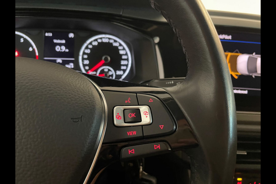 Volkswagen Polo 1.0 TSI Comfortline AIRCO CRUISE NAVI APPLE CARPLAY PRIVACY GLAS LM VELGENPARKEERSENSOREN