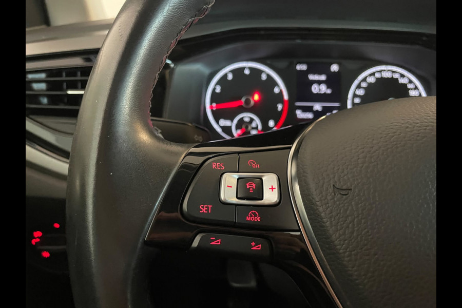 Volkswagen Polo 1.0 TSI Comfortline AIRCO CRUISE NAVI APPLE CARPLAY PRIVACY GLAS LM VELGENPARKEERSENSOREN