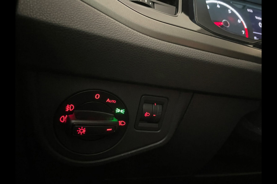 Volkswagen Polo 1.0 TSI Comfortline AIRCO CRUISE NAVI APPLE CARPLAY PRIVACY GLAS LM VELGENPARKEERSENSOREN