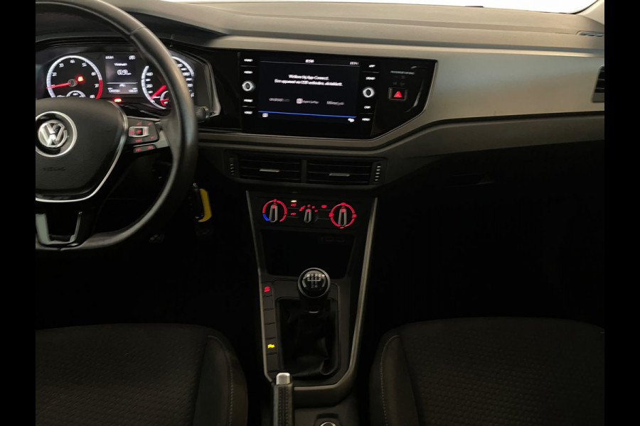 Volkswagen Polo 1.0 TSI Comfortline AIRCO CRUISE NAVI APPLE CARPLAY PRIVACY GLAS LM VELGENPARKEERSENSOREN