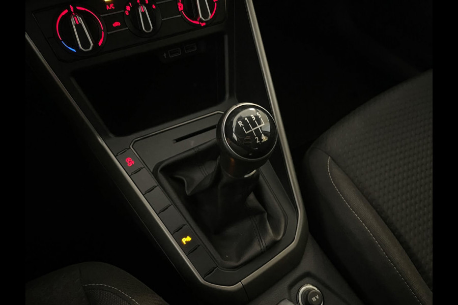 Volkswagen Polo 1.0 TSI Comfortline AIRCO CRUISE NAVI APPLE CARPLAY PRIVACY GLAS LM VELGENPARKEERSENSOREN