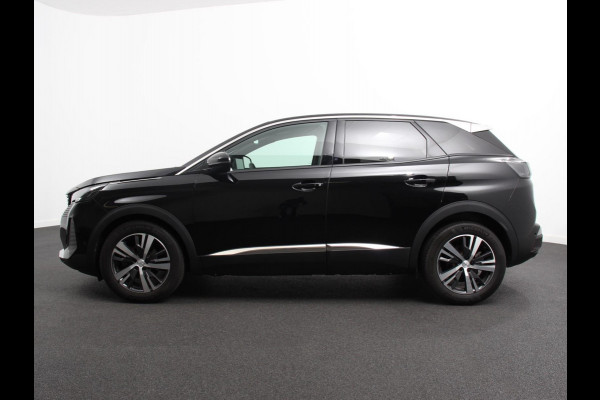 Peugeot 3008 1.2 PureTech Allure Climate control Adaptive cruise control Achteruitrijd camera Parkeersensoren Verwarmde voorstoelen LED Navigatie Apple Carplay/ Android Auto