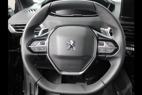 Peugeot 3008 1.2 PureTech Allure Climate control Adaptive cruise control Achteruitrijd camera Parkeersensoren Verwarmde voorstoelen LED Navigatie Apple Carplay/ Android Auto