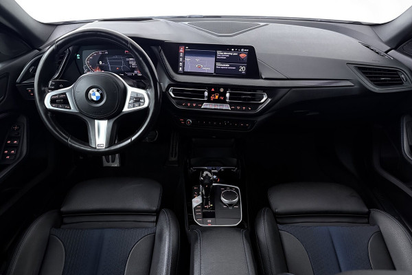 BMW 2 Serie Gran Coupé 218i High Executive (CAMERA, STOELVERWARMING, NAVIGATIE, HUD DISPLAY, DEALER ONDERHOUDEN)