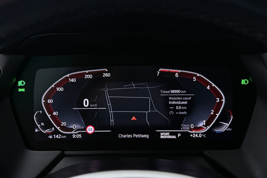 BMW 2 Serie Gran Coupé 218i High Executive (CAMERA, STOELVERWARMING, NAVIGATIE, HUD DISPLAY, DEALER ONDERHOUDEN)