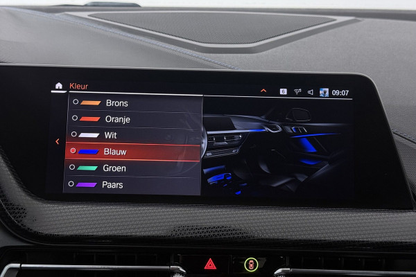 BMW 2 Serie Gran Coupé 218i High Executive (CAMERA, STOELVERWARMING, NAVIGATIE, HUD DISPLAY, DEALER ONDERHOUDEN)