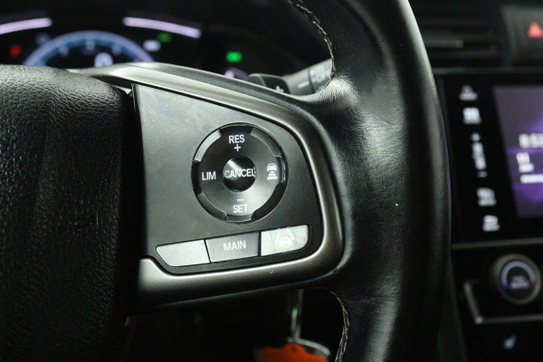 Honda Civic 1.0 i-VTEC Elegance (TREKHAAK, DIGITALE COCKPIT, CAMERA, STOELVERWARMING, CRUISE ADAPTIEF,