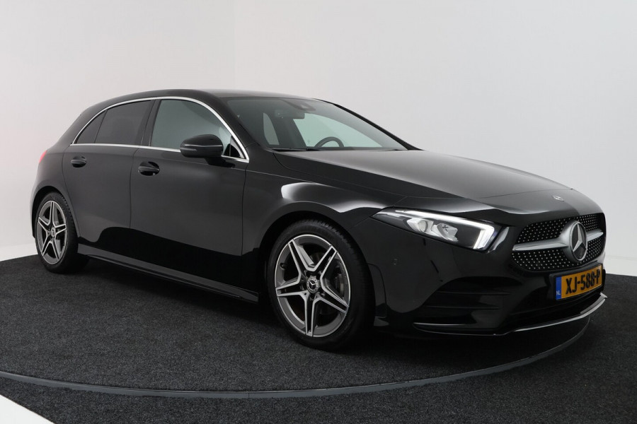 Mercedes-Benz A-Klasse 200 Business Solution AMG (NAVIGATIE, CAMERA, STOELVERWARMING, LED, PDC)