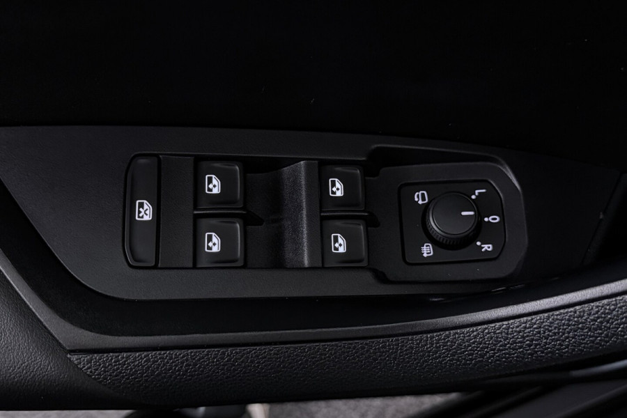 Škoda Kodiaq 1.5 TSI Business Edition 7p. (TREKHAAK WEGKLAPBAAR, NAVI, CAMERA, PDC, STOELVERWARMING, 1e