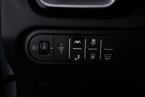 Kia cee'd Sportswagon Ceed 1.5 T-GDi GT-Line (PANORAMADAK, STOEL/STUUR VERWARMING, CAMERA, NAVIGATIE, PARKEERSEN