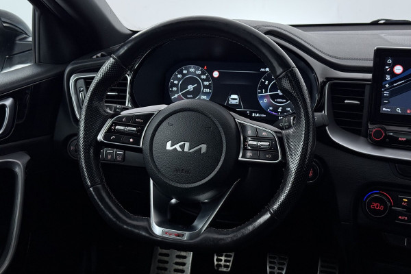 Kia cee'd Sportswagon Ceed 1.5 T-GDi GT-Line (PANORAMADAK, STOEL/STUUR VERWARMING, CAMERA, NAVIGATIE, PARKEERSEN