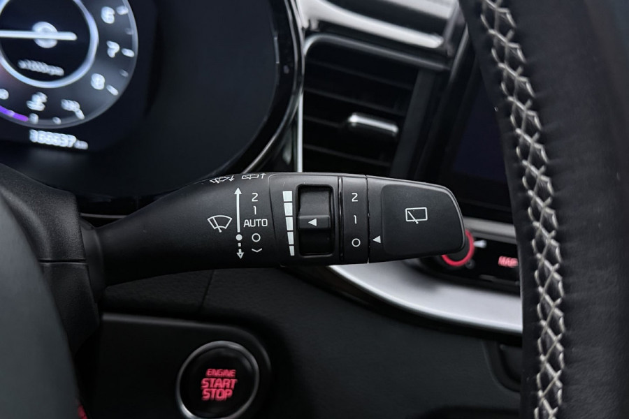 Kia cee'd Sportswagon Ceed 1.5 T-GDi GT-Line (PANORAMADAK, STOEL/STUUR VERWARMING, CAMERA, NAVIGATIE, PARKEERSEN