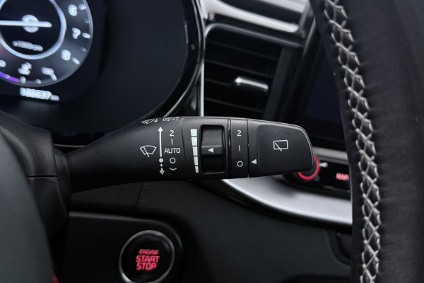 Kia cee'd Sportswagon Ceed 1.5 T-GDi GT-Line (PANORAMADAK, STOEL/STUUR VERWARMING, CAMERA, NAVIGATIE, PARKEERSEN