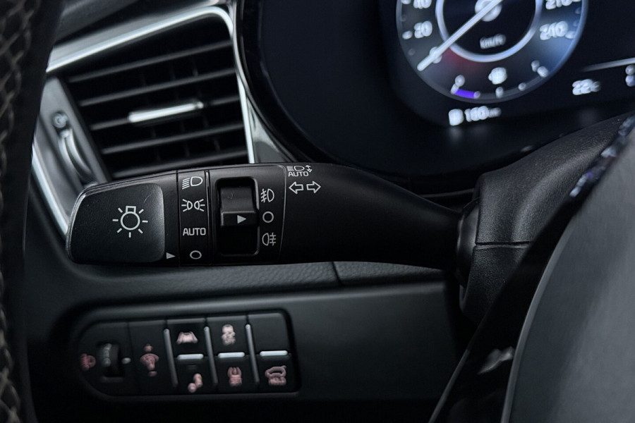 Kia cee'd Sportswagon Ceed 1.5 T-GDi GT-Line (PANORAMADAK, STOEL/STUUR VERWARMING, CAMERA, NAVIGATIE, PARKEERSEN