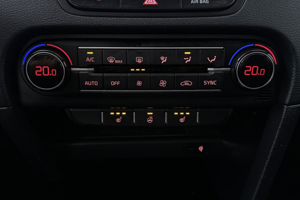 Kia cee'd Sportswagon Ceed 1.5 T-GDi GT-Line (PANORAMADAK, STOEL/STUUR VERWARMING, CAMERA, NAVIGATIE, PARKEERSEN