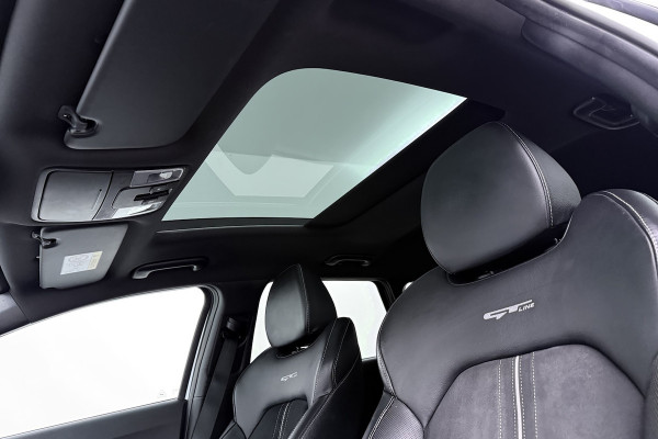 Kia cee'd Sportswagon Ceed 1.5 T-GDi GT-Line (PANORAMADAK, STOEL/STUUR VERWARMING, CAMERA, NAVIGATIE, PARKEERSEN