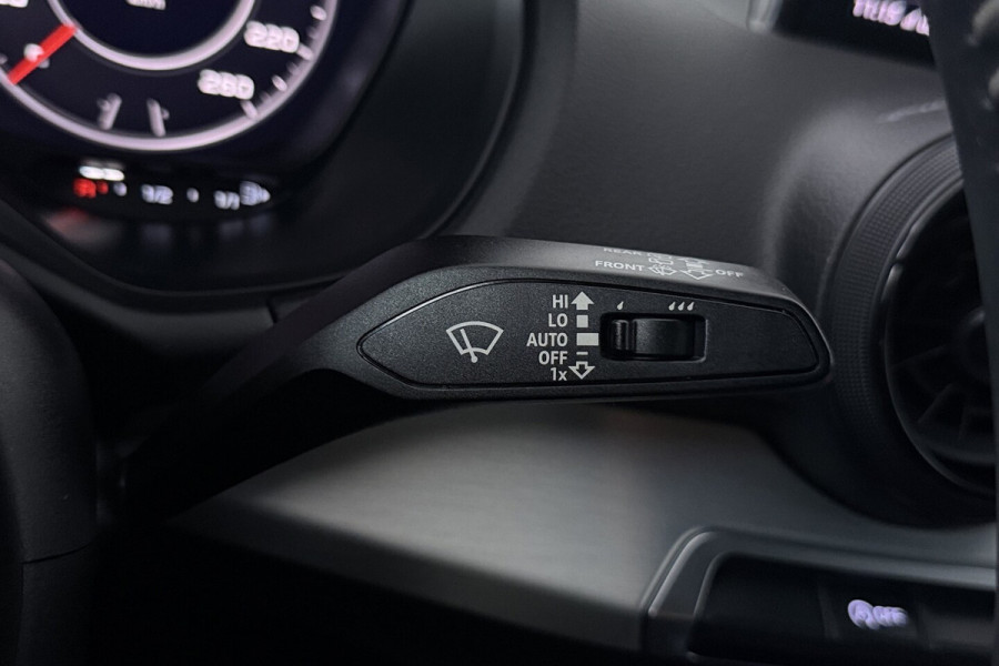 Audi Q2 1.4 TFSI CoD #limited (GROOT-NAVIGATIE, DIGITALE COCKPIT, STOELVERWARMING, ADAPTIEVE CRUIS