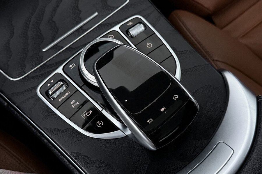 Mercedes-Benz C-Klasse Estate 180 Solution AMG (PANORAMADAK, SFEERVERLICHTING, ELEKT. STOELEN, MULTIBEAM KOPLAMPEN, CAME