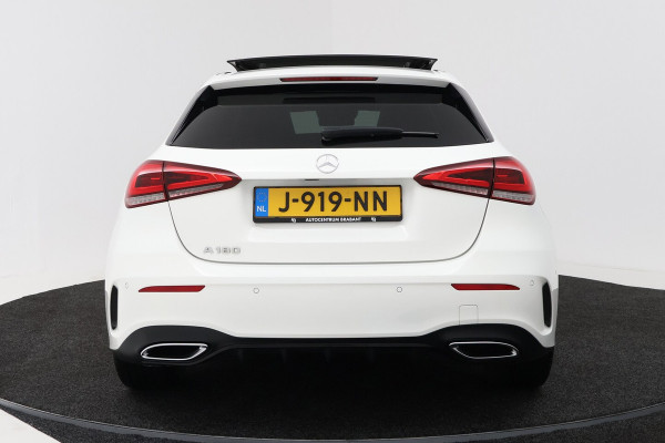Mercedes-Benz A-Klasse 180 Business Solution AMG (PANORAMADAK, STOELVERWARMING, CAMERA, SFEERVERLICHTING, ELEKTR