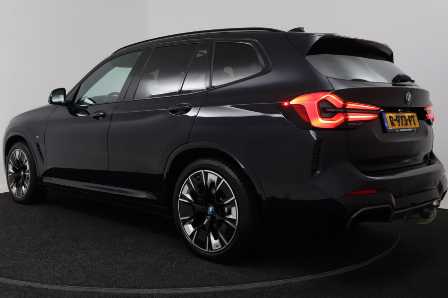 BMW iX3 High Executive 80 kWh SOH 95% (PANORAMADAK, TREKHAAK, H&K AUDIO, CRUISE ADAPTIEF, CAMERA,