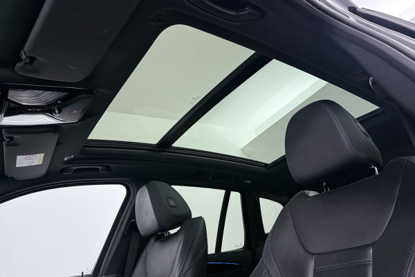 BMW iX3 High Executive 80 kWh SOH 95% (PANORAMADAK, TREKHAAK, H&K AUDIO, CRUISE ADAPTIEF, CAMERA,
