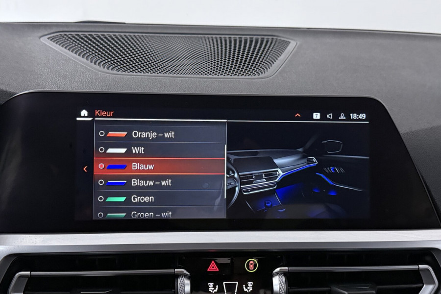 BMW 3-serie 320i High Executive Edition (STOELVERWARMING, CAMERA, PDC, SFEERVERLICHTING, TREKHAAK AFNE