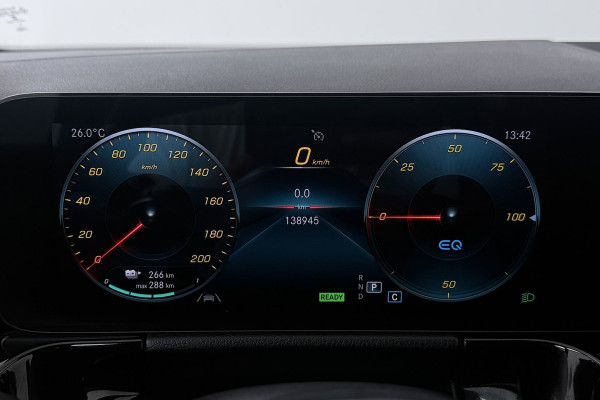 Mercedes-Benz EQA 250 Business Solution AMG 67 kWh SOH 97% (SFEERVERLICHTING, STOELVERWARMING, CAMERA, CRUIS