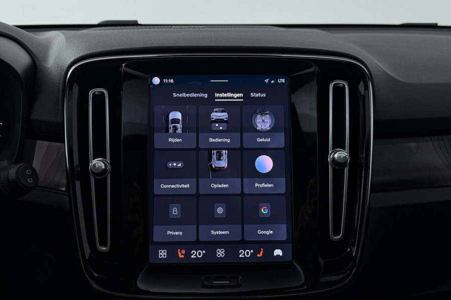 Volvo XC40 Recharge Ultimate 70 kWh SOH 92, 5% (PANORAMADAK, STUUR-/STOELVERWARMING, 360 CAMERA, DEAL