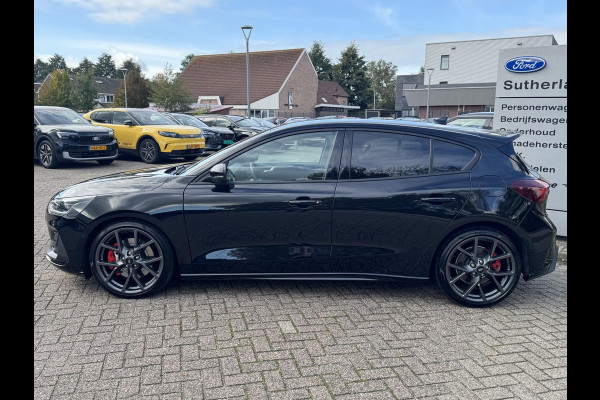 Ford Focus 2.3 EcoBoost ST-3 | 280pk | Automaat |  Performance Pack | AGR-stoelen | Winter Pack | Adaptive cruise control | Head up Display | Camera