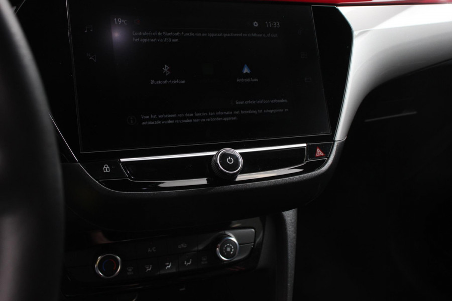 Opel Corsa 1.2 102pk GS Line Opel Corsa 1.2 GS Line | Navigatie | Apple Carplay/Android Auto | Airco | Cruise Control | Lichtmetalen velgen | Digitaal Dashboard | Sportstoelen