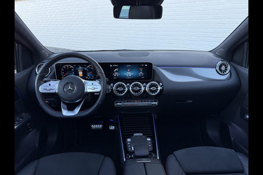 Mercedes-Benz B-Klasse 200 Business Solution AMG | Pano | Memory | Camera | Keyless