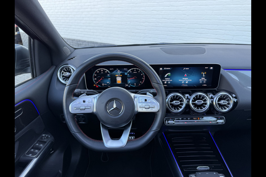 Mercedes-Benz B-Klasse 200 Business Solution AMG | Pano | Memory | Camera | Keyless