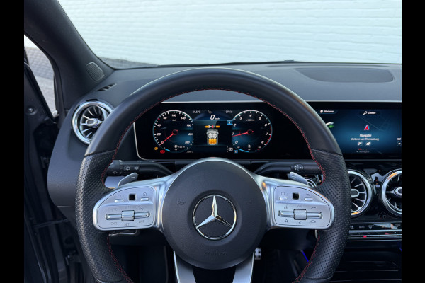 Mercedes-Benz B-Klasse 200 Business Solution AMG | Pano | Memory | Camera | Keyless