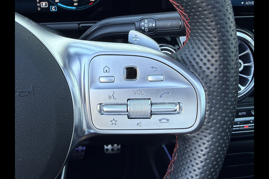 Mercedes-Benz B-Klasse 200 Business Solution AMG | Pano | Memory | Camera | Keyless