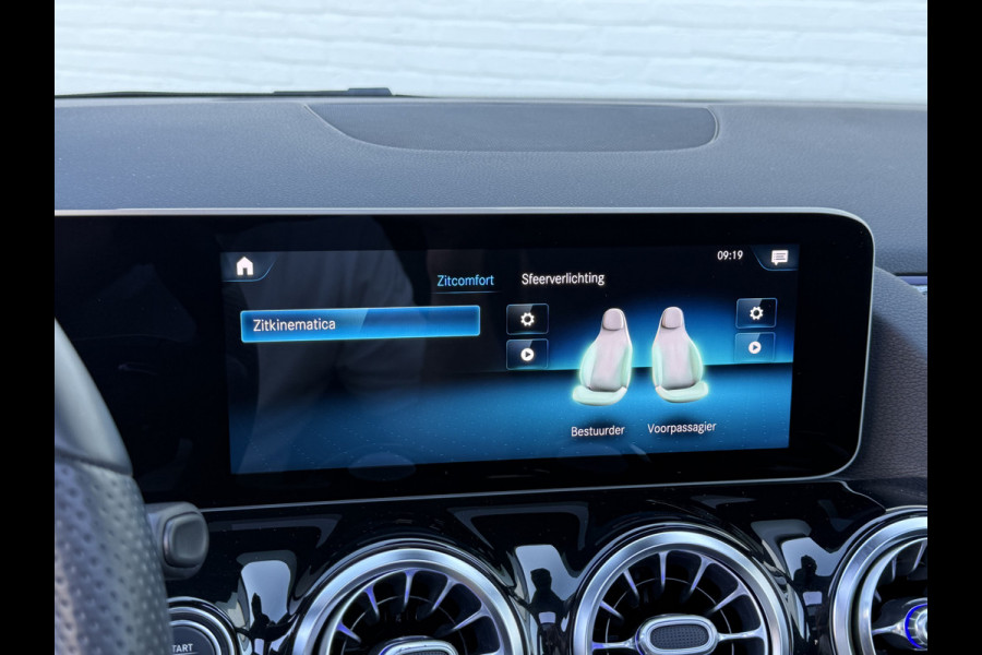 Mercedes-Benz B-Klasse 200 Business Solution AMG | Pano | Memory | Camera | Keyless