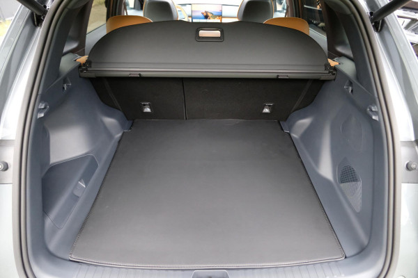 GEELY Starray EM-i 1.5 Max+ 262 PK | Panorama | Stoelen voor & achter verwarmd | Memory Seats | 360 Camera | 19 Inch LMV | 136km elektrisch bereik