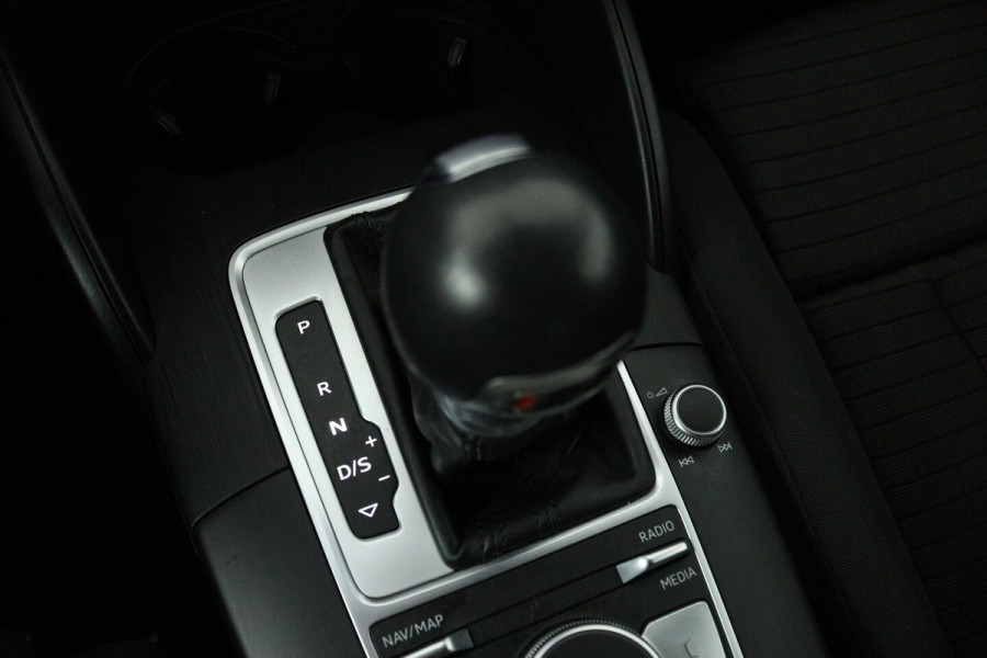 Audi A3 Sportback 1.0 TFSI Sport Lease Edition Automaat (PARKEERSENSOREN, NAVIGATIE, CRUISE CONTROL, AUTOMAA