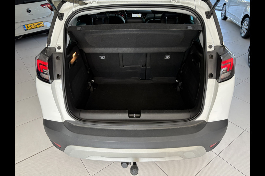 Opel Crossland 1.2 Turbo Elegance Achteruitrijcamera - Airco - Apple carplay - Bluetooth - Cruise control - Radio - Navigatie - Trekhaak - Elektrische ramen - Led verlichting - Start/stop systeem - Licht metalen velgen 16 inch - Stuur multifunctioneel