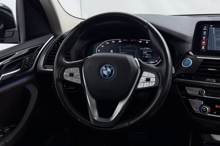 BMW iX3 Executive 80 kWh SOH 96% (PANORAMADAK, SFEERVERLICHTING, ADAPTIVE CRUISE, AUTOPILOT, STOEL
