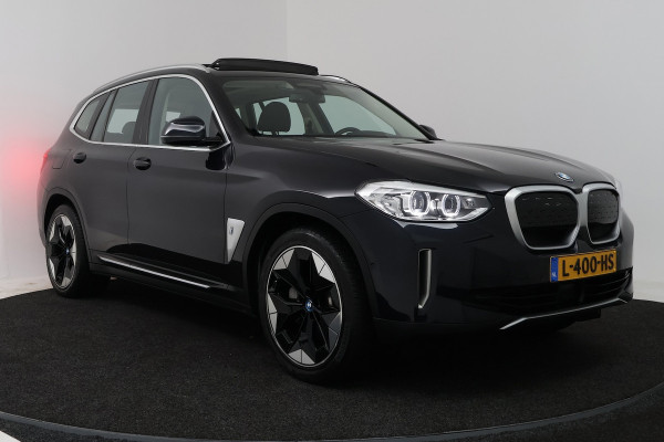 BMW iX3 Executive 80 kWh SOH 96% (PANORAMADAK, SFEERVERLICHTING, ADAPTIVE CRUISE, AUTOPILOT, STOEL