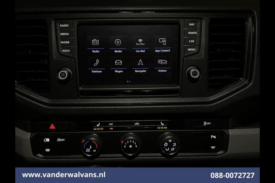 Volkswagen Crafter 2.0 TDI L3H2 L2H1 Euro6 Airco | Camera | Navigatie | Apple Carplay | Stoelverwarming Android Auto, 2500kg Trekhaak, Verwarmde voorruit, Parkeersensoren, Bijrijdersbank