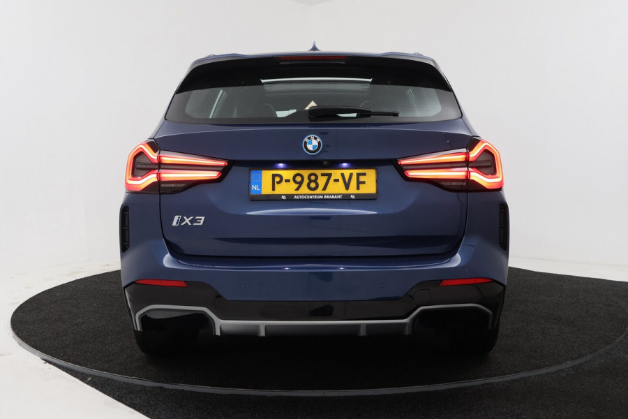 BMW iX3 Executive 80 kWh SOH 100% (PANORAMADAK, CAMERA, SFEERVERLICHTING, STOELVERWARMING, ELEKTR