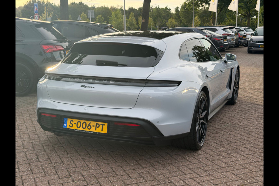 Porsche Taycan Sport Turismo 93 kWh / SoH 94,1% / Panoramadak / 360Camera / Luchtvering / Sportchrono / 21'' / Adaptieve Stoelen / Bose / Stoel+Stuurverwarming / Dodehoek / DAB / ACC / Warmtepomp