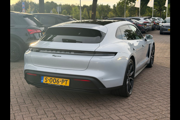 Porsche Taycan Sport Turismo 93 kWh / SoH 94,1% / Panoramadak / 360Camera / Luchtvering / Sportchrono / 21'' / Adaptieve Stoelen / Bose / Stoel+Stuurverwarming / Dodehoek / DAB / ACC / Warmtepomp