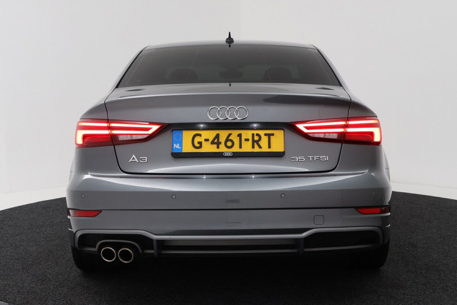 Audi A3 Limousine 35 TFSI CoD Advance Sport Automaat (VIRTUAL COCKPIT, STOELVERWARMING, ADAPTIVE CRUISE, PAR