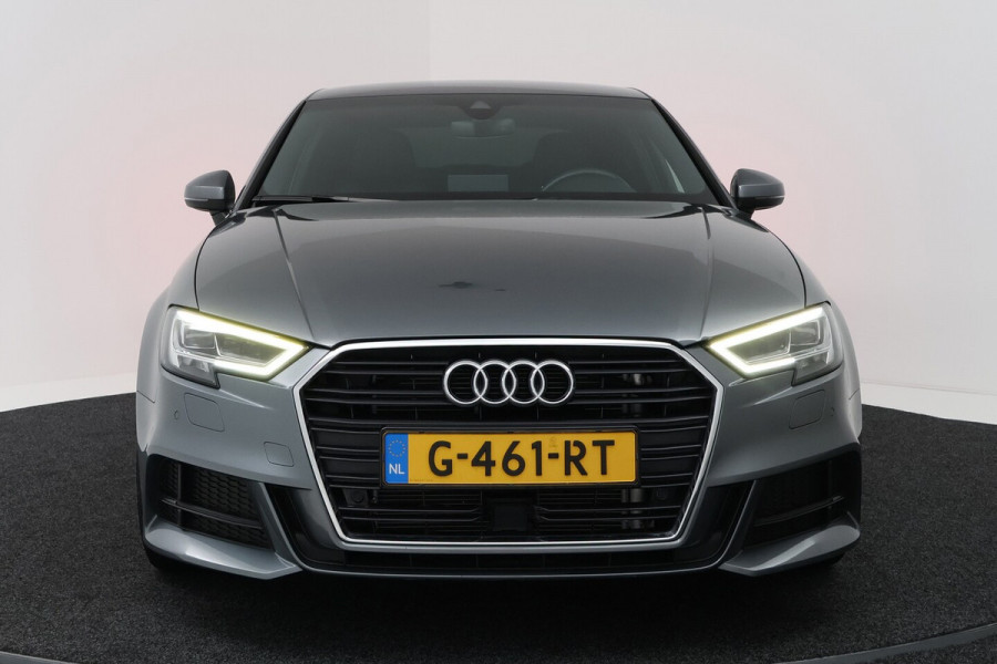 Audi A3 Limousine 35 TFSI CoD Advance Sport Automaat (VIRTUAL COCKPIT, STOELVERWARMING, ADAPTIVE CRUISE, PAR