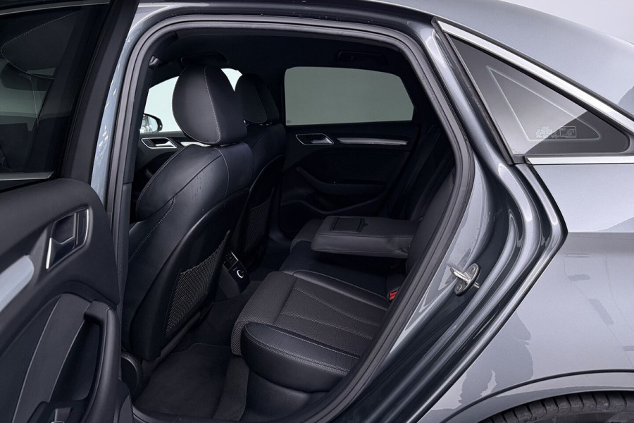 Audi A3 Limousine 35 TFSI CoD Advance Sport Automaat (VIRTUAL COCKPIT, STOELVERWARMING, ADAPTIVE CRUISE, PAR